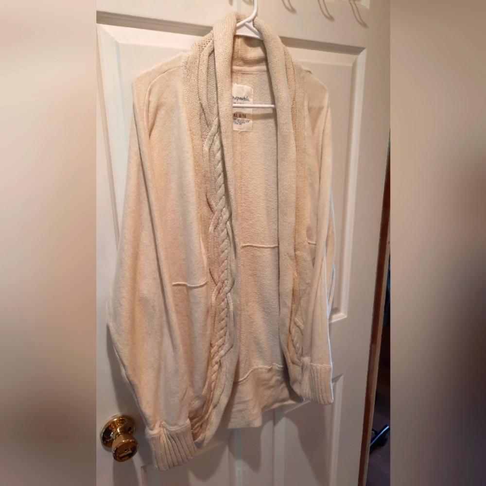 Aeropostale Cream Color Cardigan Sweater size Large/XL